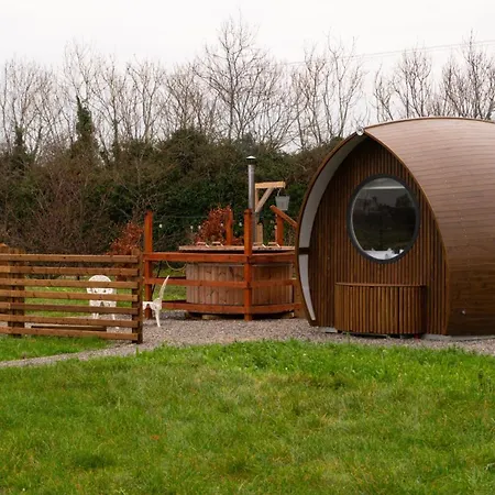 بيت للعطل Hidden Acres- Luxury Glamping Pod Mint مالاهايد